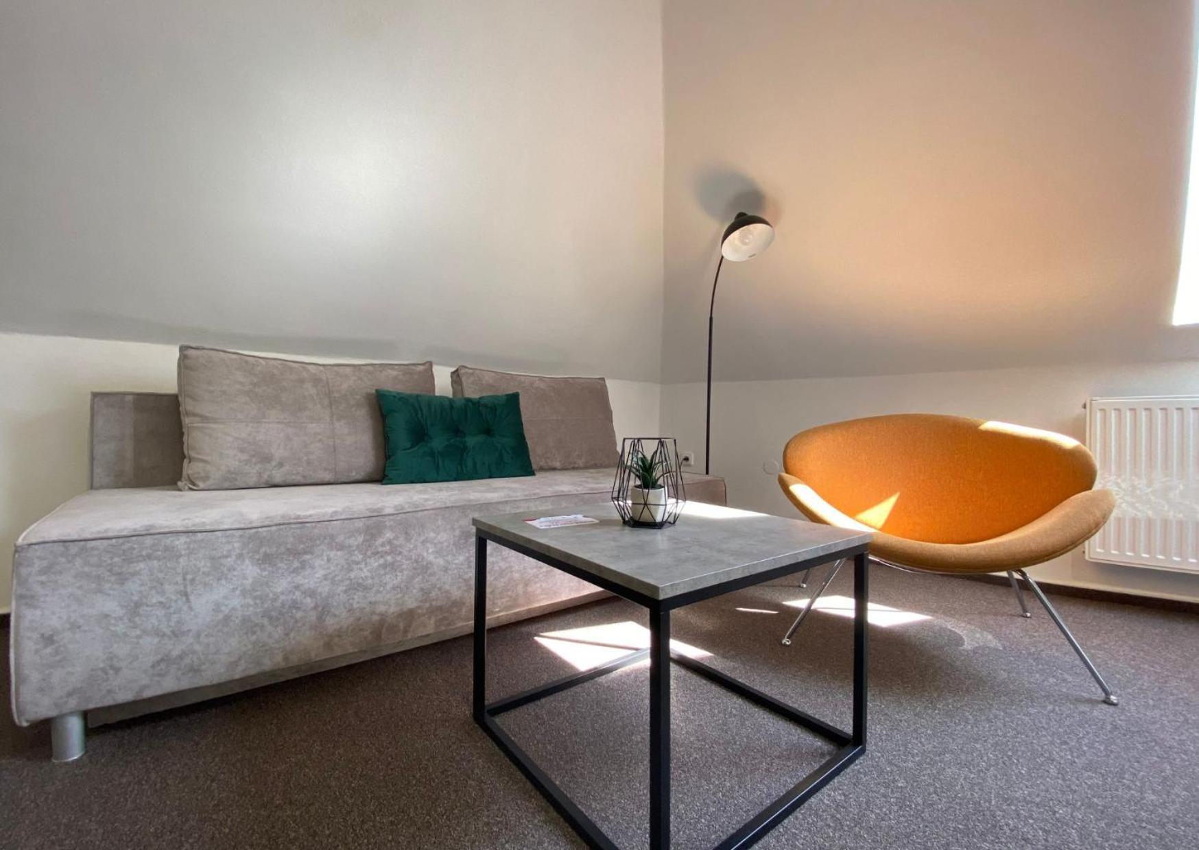 House 호텔 Hradec Králové 외부 사진